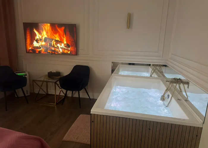 Z Jacuzzi Glamour Starowislna شقة